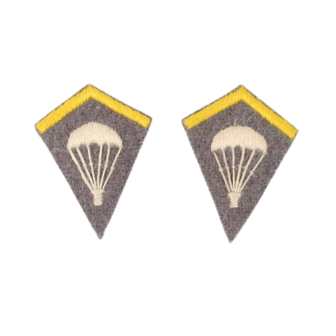 WW2 1st Polish Parachute Collar kites (woven)
