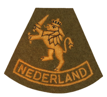 WW2 DUTCH FREE ARMY PRINCESS IRENE / NEDERLANDSE CAP BERET BADGE