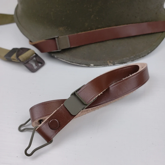 M1 Helmet Liner Chinstrap - Green Buckle (Flat Flip) - Reproduction