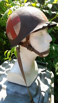 WW2 US Army Medic Helmet, Front seam swivel