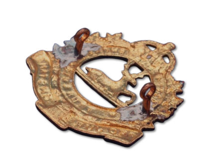 WWII North Shore New Brunswick King&#039;s Crown brass cap badge. Original