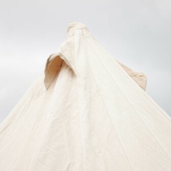White MKV Bell Tent &ndash; Cotton Canvas &ndash; Complete with Wooden Pegs and Center Pole