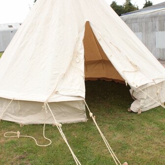 White MKV Bell Tent &ndash; Cotton Canvas &ndash; Complete with Wooden Pegs and Center Pole