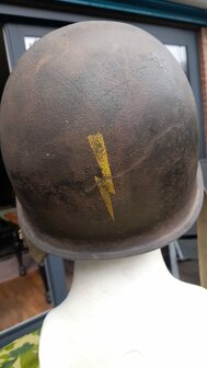 Original US Korean War Paratrooper Helmet &ndash; M1 Front Seam 1942 with CAPAC Liner