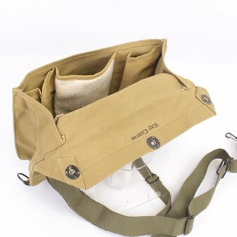 M6 gas mask bag US Army WW2 OD3 Tan with &ldquo;Army Light Weight Service Mask&rdquo; marking