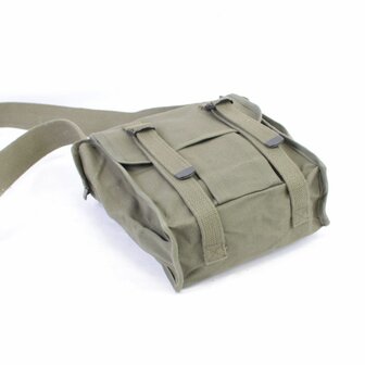 US Airborne WW2 demolition bag by Kay Canvas with open flap