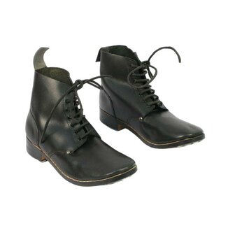 Victorian black ankle boots historical British army style