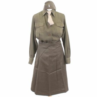 US WW2 A-Class Women&rsquo;s Officers Skirt OD51 full uniform view