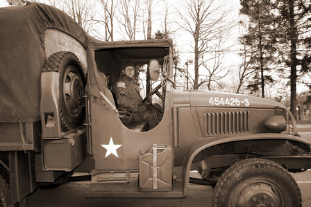 GMC CCKW-352 2&frac12;-Ton 6x6 Cargo Truck &ndash; &ldquo;Jimmy&rdquo; (WW2)