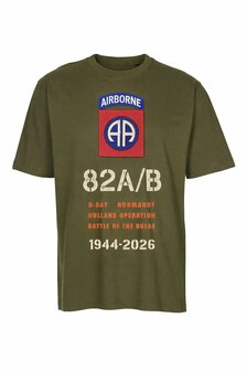 82nd Airborne Division T-shirt with AA patch print and 82 A/B design