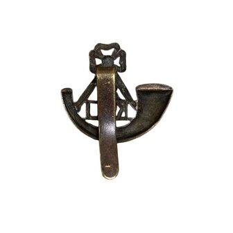 King&rsquo;s Shropshire Light Infantry brass cap badge with bugle motif and KSLI lettering