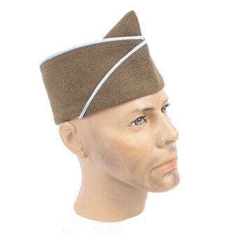 Interior view of the US WW2 Infantry Garrison Cap in OD wool with clean lining and label