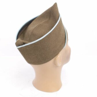 Interior view of the US WW2 Infantry Garrison Cap in OD wool with clean lining and label