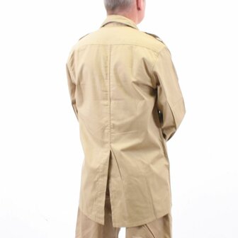 Airtex KD Bush Jacket WWII British Army Khaki Desert Shirt displayed on mannequin with British cap