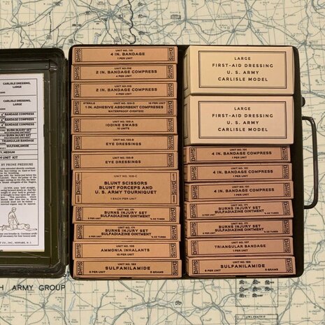 WW2 24 Piece Vehicle First Aid