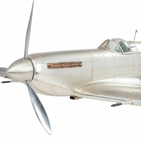 AUTHENTIC MODELS SPITFIRE MODEL