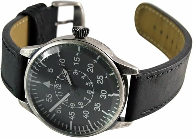 BLACK Pilot Watch