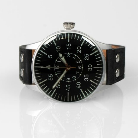 German Luftwaffe Aviator Service Watch - The Beobachtungsuhr - Black