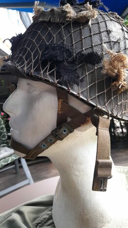 US M1C Paratrooper Helm – Gebruikt tijdens de Market Garden Operatie (1944)