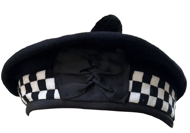 Balmoral Bonnet met Dicing – Rood/Wit/Zwart of Zwart/Wit