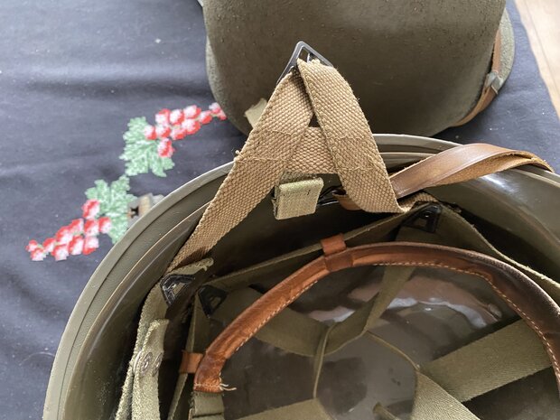 US M1C Para helmet
