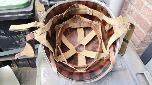 Originele WW2 US M1C Paratrooper Helm – Inland 1941 / Firestone Liner