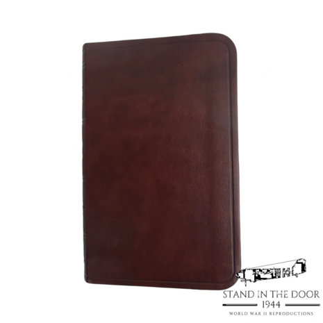 Amerikaanse soldaten in gebed tijdens veldmis, Tweede Wereldoorlog – US troops praying during field mass, World War II