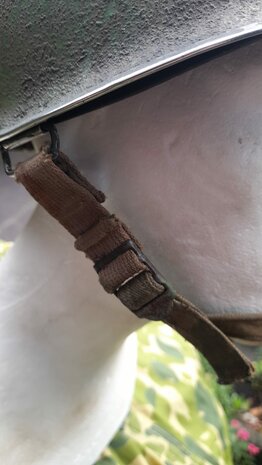 M1 Paratrooper Helmet – 517th Parachute Infantry Regiment, Zuid-Frankrijk Augustus 1944 (Origineel)