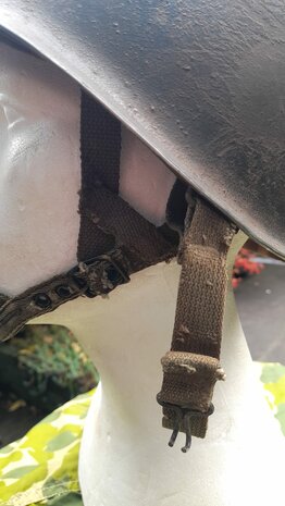 Original US Korean War Paratrooper Helmet – M1 Front Seam 1942 with CAPAC Liner