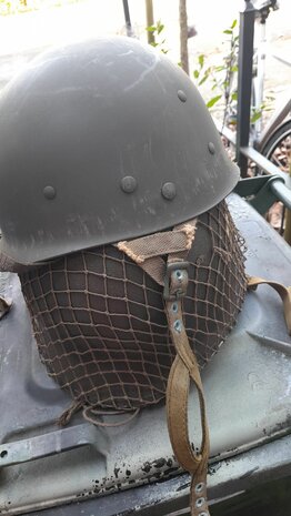 M2 Paratrooper Helmet, 101st 506th 2nd Bat. PIR E-Co Swivel Bail