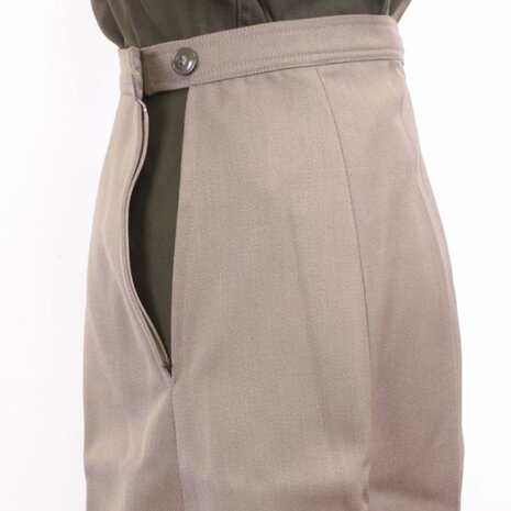 US Army WW2 Women's Officers Pinks Skirt complete uniform view