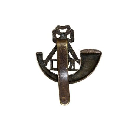 King&rsquo;s Shropshire Light Infantry brass cap badge with bugle motif and KSLI lettering