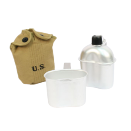 M-1910 WATER BOTTLE SET M-1910 WATER BOTTLE SET