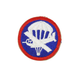 Airborne Cap Badge Enlisted Mans. Red Edging Airborne Cap Badge Enlisted Mans. Red Edging