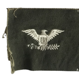 US ARMY COLONEL FULL SIZE RANK EAGLES PAIR M43 JACKET US ARMY COLONEL FULL SIZE RANK EAGLES PAIR M43 JACKET