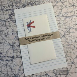 WW2 US Letter Writing Set "Onto Victory For Liberty" Vintage Envelope (Repro) WW2 US Letter Writing Set "Onto Victory For Liberty" Vintage Envelope (Repro)