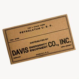 Petrolatum U.S.P. Empty Display Box for US WW2 Medical Kit Petrolatum U.S.P. Empty Display Box for US WW2 Medical Kit