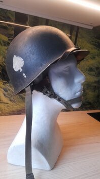 WW2 M2 Paratrooper Helmet, 101st 506th 2nd Bat. PIR E-Co helmet type Operation Market Garden WW2 M2 Paratrooper Helmet, 101st 506th 2nd Bat. PIR E-Co helmet type Operation Market Garden